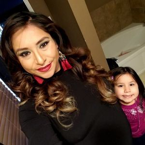 Meet your Posher, Javiera